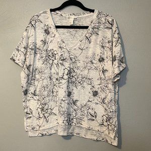 Black and White Floral Short Sleeve Cotton Tee